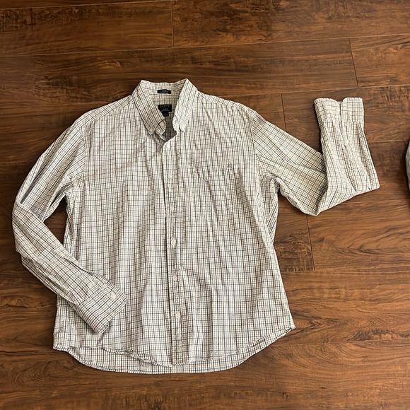 Set of Four Large J. Crew Men’s Linen, Organic Cotton & Cotton Shirts Sz. L. - Picture 7 of 8